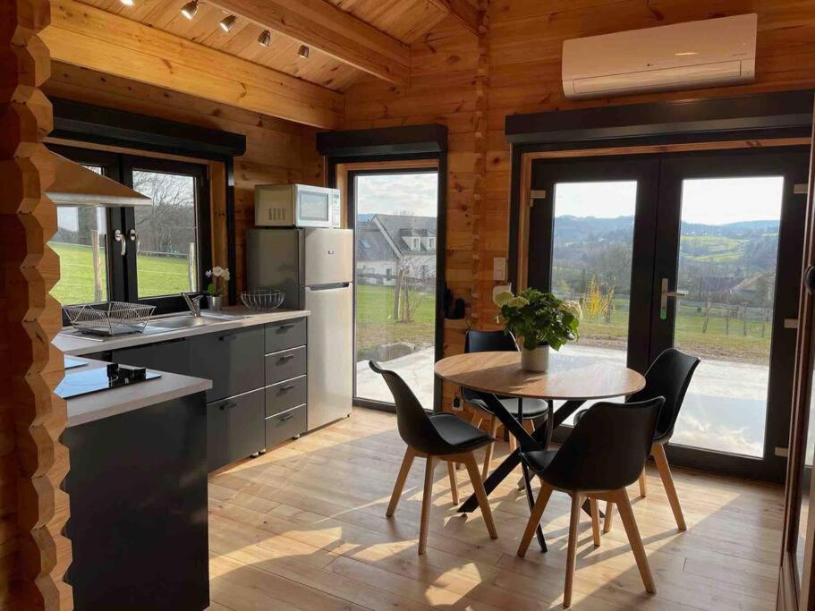 Saint-Germain-des-Champs Le Chalet Du Crescent מראה חיצוני תמונה