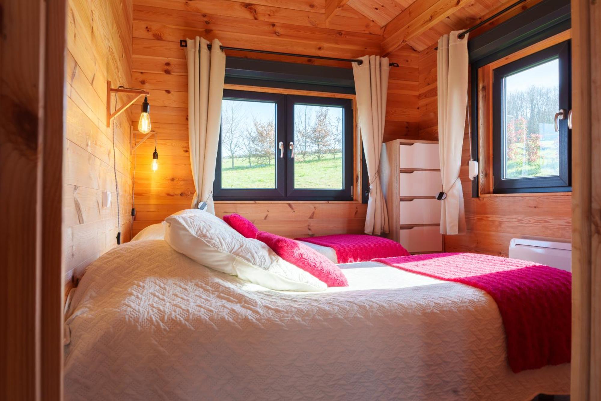 Saint-Germain-des-Champs Le Chalet Du Crescent מראה חיצוני תמונה